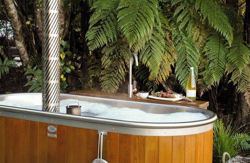 Hokitika Cabin | Hightide River Escape - w/Outdoor Bath.
