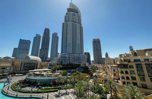 Downtown Dubai Apartment | HiGuests - Glamorous Apt With Partial Views of Burj Khalifa