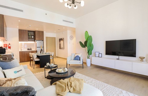Dubai Apartment | HiGuests - La Cote B2