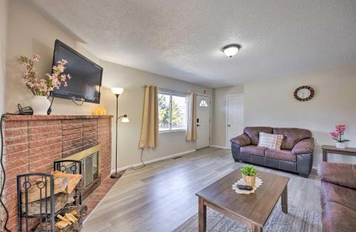 Woodland Park House | Hike, Bike & Fish: Gem w/Hot Tub in Woodland Park