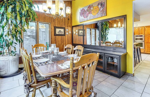 Spenard House | Hike, Ski & Soak! Spacious Anchorage Getaway