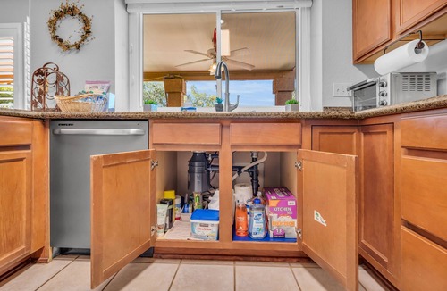 Paradise Valley Village Villa | Hiker's Dream: 4-Bed House with Pool near Mountain
