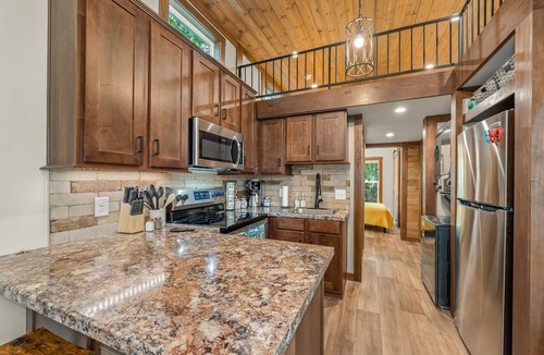 Mentone House | Hiker's Haven - a tiny home for big adventures