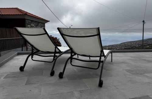 Calheta Ski Chalet | Hiking & Ocean