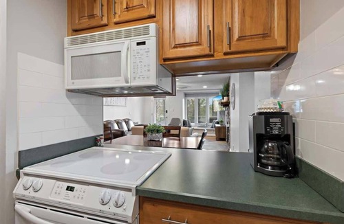 Sugar Mountain Condo | Hiking Trails, King Bed, View, Recently Renovated