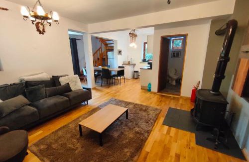 Calatele Ski Chalet | Hill Chalet