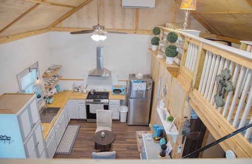Utopia Cottage | Hill Country Views from Azul Cottage