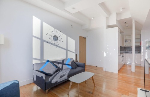 Billingsgate Apartment | Hill Shard in London