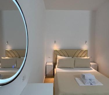 Vlore Apartment | Hill Suites