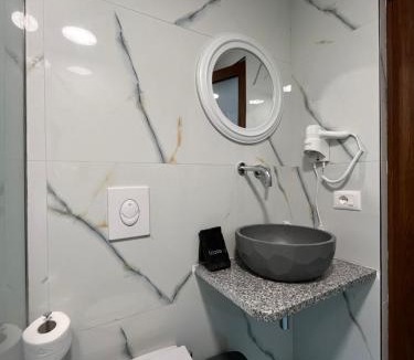 Vlore Apartment | Hill Suites