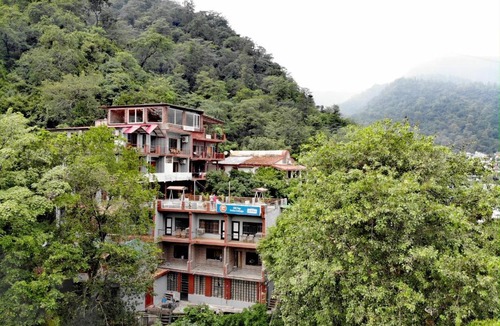 Tapovan Hotel | Hill Top Swiss Cottage