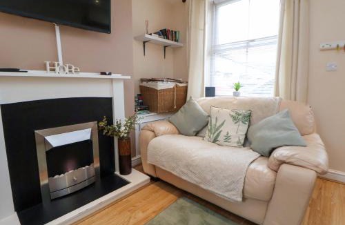 Bala House | Hill View