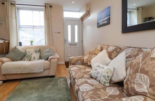Bala House | Hill View