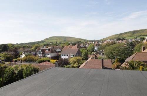 Swanage House | Hill View