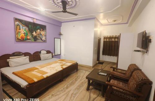 Pushkar Hotel | Hill View