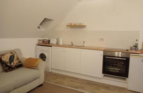 Hawick Apartment | Hill View Studio