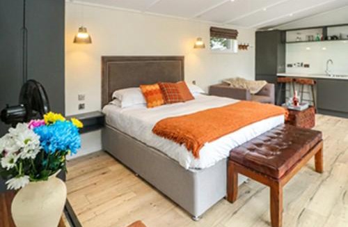 Richmond Resort | Hillcrest Hideaways