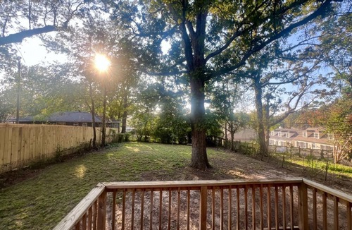 Hillcrest House | Hillcrest Luxe - 2BR with Complete Makeover & All-New Furnishings