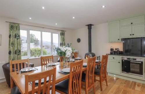 Ambleside House | Hillhead