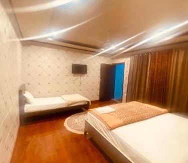 Minapin Hotel | Hills n Huts