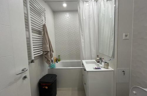 Sector 3 Apartment | Hills pallady