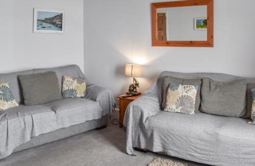 Praa Sands House | Hillside