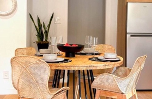Meiners Oaks House | Hillside Haven | Boutique Spanish Escape