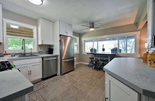 Stone Lake Cabin | Hillside Hideaway: Breathtaking Sunsets and Family Bliss on Lac Courte Oreilles