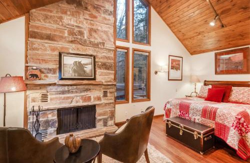 Sundance House | Hillside Hideaway - Hot Tub, Sauna, Kids loft