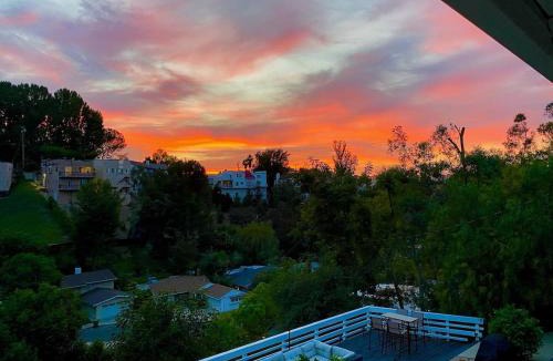 Woodland Hills Apartment | Hillside Hideaway - Private Woodland Hills Canyon Suite