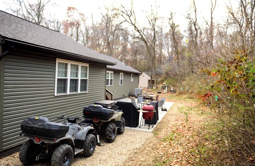 Warsaw House | Hillside Hideout - Spacious 5-bedroom house in peaceful Warsaw