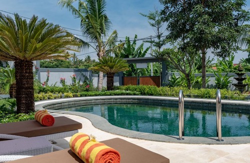 Kayu Putih House | Hillside Lovina Studio 2 - Private Studio in Central Lovina