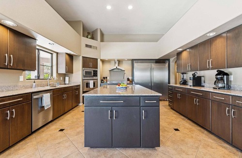 Fountain Hills House | Hillside Tranquility - Desert Views, Heated Pool, Outdoor Kitchen & Light-Filled Luxury