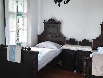 Pauleni-Ciuc Villa | Hillside View Cottage - Csíksomlyó-panoráma vendégház