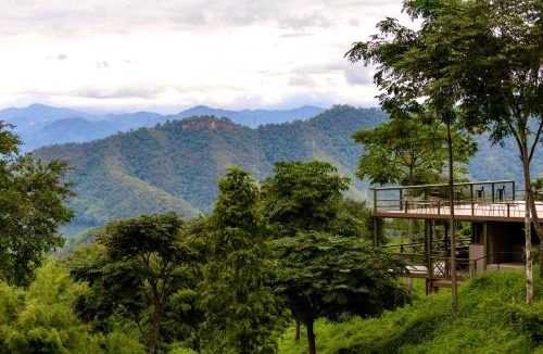 Tha Kradan Cabin | Hilltop Erawan Camp