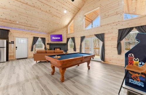 Cleveland House | Hilltop Haven Treehouse
