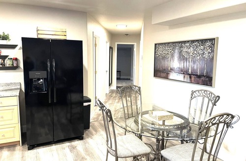 Jacksonville House | Hilltop Hideaway~Brand New~5 min to Downtown~BBQ~Firepit~Amazing Views