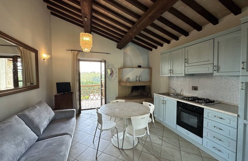 Gualdo Cattaneo Villa | HILLTOP VILLA PRIVATE POOL AMAZING LOCATION