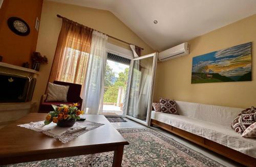 Almopia Apartment | Hilltop Lodge Orma