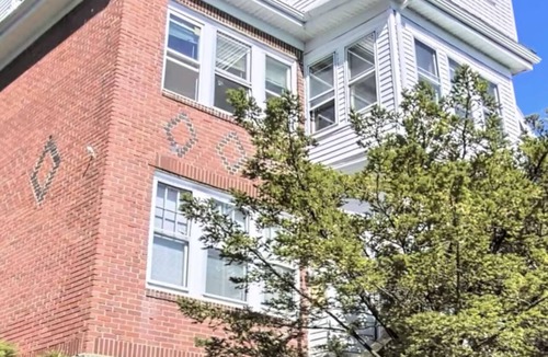 Wellington Hill Apartment | Hilltop Three Bedroom Sanctuary! Family Sized Condo -Inquire for Discounts