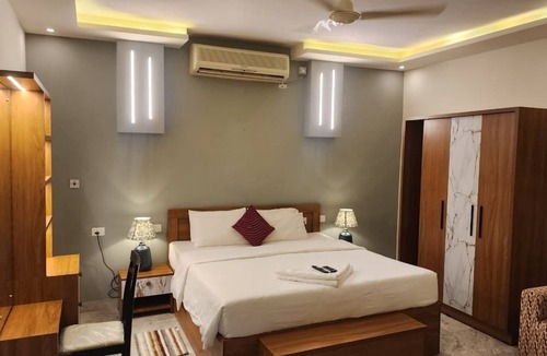 Varkala Resort | hillview beach resort
