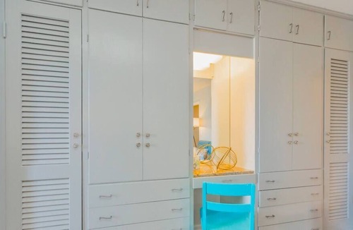 Melrose Condo | Hillview Studio - Seasonal Pool