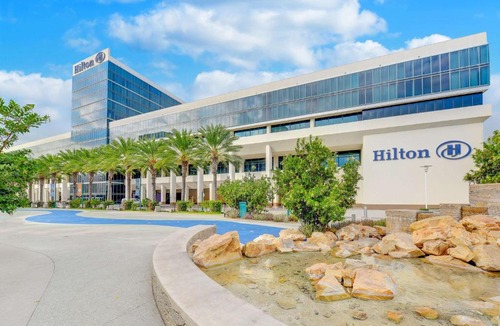 Anaheim Resort Hotel | Hilton Anaheim