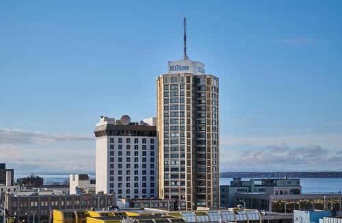 Downtown Anchorage Hotel | Hilton Anchorage