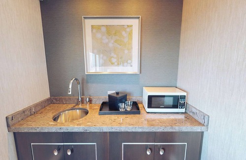 The Loop Hotel | Hilton Chicago