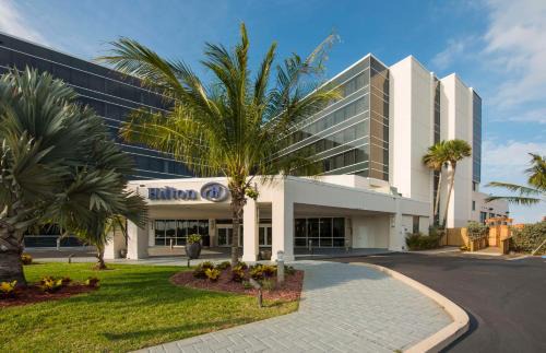 Cocoa Beach Hotel | Hilton Cocoa Beach Oceanfront