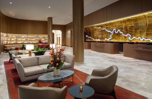 Arena District Hotel | Hilton Columbus Downtown
