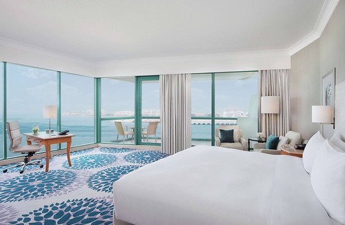 Jumeirah Beach Residence Resort | Hilton Dubai Jumeirah