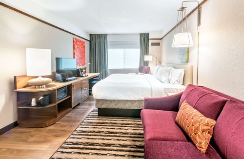 East Bloomington Hotel | Hilton Garden Inn Minneapolis Airport Mall of America