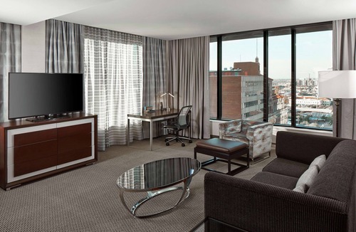 Downtown Phoenix Hotel | Hilton Garden Inn Phoenix Downtown